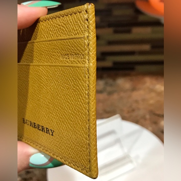 BURBERRY Leather Card Holder π§‘ππ₯ - Picture 15 of 17